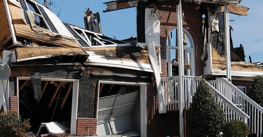 Jak zabezpieczyć dom przed pożarem?